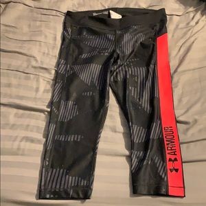 Underarmour workout Capri pants